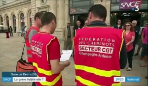 SNCF : la grève faiblit-elle ?