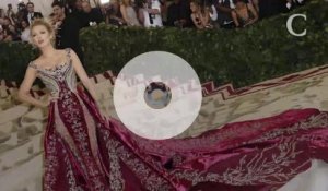 Le détail qui nous a échappé : Blake Lively est venue avec toute sa famille au Met Gala 2018