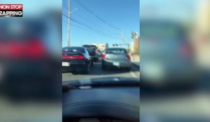 Quand une automobiliste en colère twerke en pleine route pour narguer un homme (vidéo)