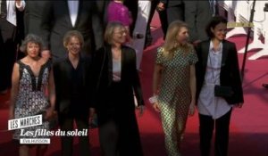 Françoise Nyssen, ministre de la culture monte les marches - Cannes 2018