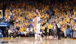 Play of the Day: Stephen Curry