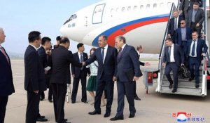 Le chef de la diplomatie russe en visite à Pyongyang