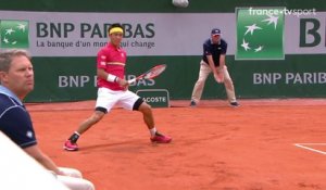 Roland-Garros 2018 : Nishikori envoie un missile en bout de course !