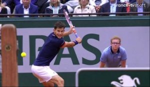Roland-Garros 2018 : Le revers millimétré de Thiem pour le break !