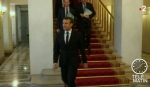 Lunettes, appareil auditif... ce que doit annoncer Emmanuel Macron