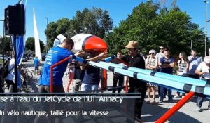 Tour de France : mise à l'eau du JetCycle à Annecy avec Chritian Prudhomme