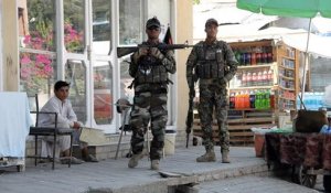 Afghanistan: attaque à Jalalabad et un bus saute sur une mine