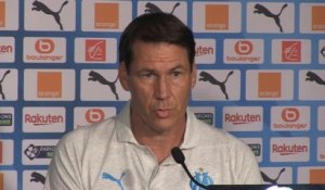 OM - Garcia : "Pas de raison de bousculer ce groupe"
