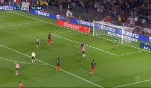 Pays-Bas - Lozano creuse l'écart pour le PSV avec un 3e but
