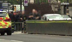 Londres : une voiture percute les grilles du Parlement, la police antiterroriste saisie