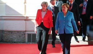Brexit et migrations, les deux sujets brûlants du sommet de Salzbourg