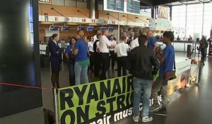 "Les esclaves en cravates" de Ryanair en grève