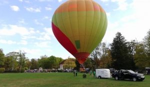 Une montgolfière a décollé depuis le parc thermal de Vittel pour les Virades de l’Espoir