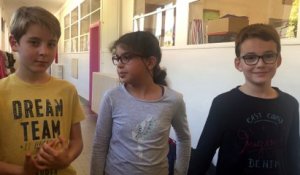 Trois élèves de CM2 de l'école Gaston-Colnat répondent à la question : "Vous la voyez comment la France demain ?" dans le cadre du FIG