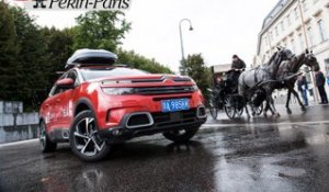 L'équipage Auto Plus du Pékin - Paris 2018 en Autriche
