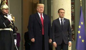 A peine rentré de Paris, Trump s'attaque à Macron sur Twitter