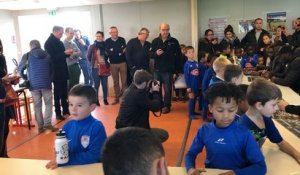 Les jeunes du Sablé FC ont rencontré les joueurs du SCO d’Angers lors d’une dédicace