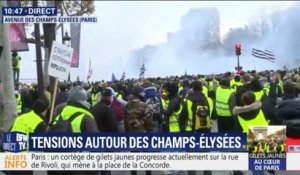 Gilets jaunes: la tension monte d'un cran sur les Champs-Elysées