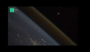 Le lancement impressionnant d'une fusée Soyouz vu depuis l'ISS