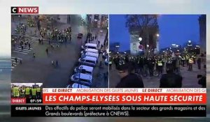 Gilets jaunes : Regardez l'incroyable dispositif des forces de l'ordre à 8h ce matin pour sécuriser les Champs Elysées - Vidéo