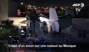 Mexique: quatre morts après le crash d'un avion sur une maison
