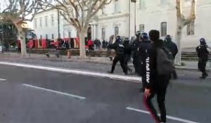 Des incidents ont éclaté devant le lycée Victor-Hugo de Carpentras ce lundi 11 décembre