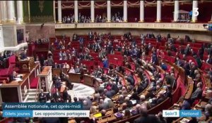"Gilets jaunes" : Wauquiez et Le Pen appellent à un retour au calme
