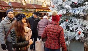 Réactions au marché de Noël de Colmar après l'attentat de Strasbourg
