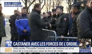 Gilets Jaunes:  Christophe Castaner avec les forces de l'ordre avant le début de la mobilisation