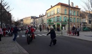 Bar-le-Duc : départ des motards du père Noël