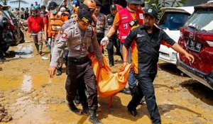 Indonésie : "Nous espérons trouver un survivant"