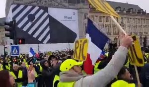 Gilets jaunes - du monde ce samedi dans les rues de Bordeaux pour la nouvelle manifestation de cet Acte VII