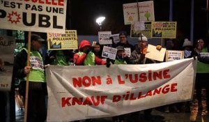 Les militants anti-Knauf perturbent la soirée Moselle ambition à l’AmphY de Yutz