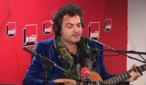 Matthieu Chedid chante "La Bohème