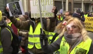 Gilets jaunes : une "marche des blessés" à Paris