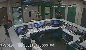 Un détenu essaye de s’évader de prison en passant par le plafond