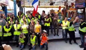 Les Gilets jaunes d'Avignon tentent d'obtenir le soutien des forains