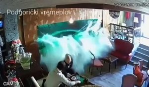 Quand un aquarium explose en plein bar sur les clients