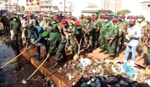 L'armée déclare la guerre aux ordures
