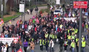 VIDEO. Poitiers : manifestation pour la défense du service public