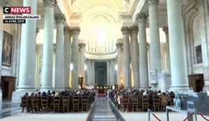 Une messe à Arras en hommage à Notre-Dame