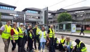Les Gilets jaunes attendent une réponse pour les parkings gratuits au CHU à Grenoble :  sans elle, "nous occuperons les lieux"