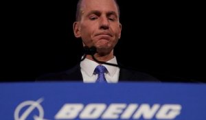 Les excuses du PDG de Boeing