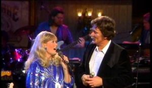 Ed Bruce & Lynn Anderson - Down The Hall