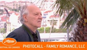 FAMILY ROMANCE - Photocall - Cannes 2019 - VF