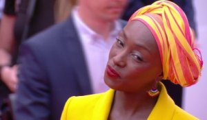 Les pas de danse de Mamouna N'Diaye sur le tapis rouge - Cannes 2019