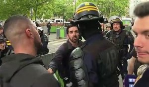 Gilets jaunes: des contrôles de police près des Champs-Elysées