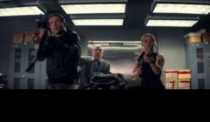 Terminator Genisys: Arnold Schwarzenegger & Emilia Clarke discuss "The Guardian"