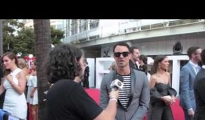 Lance Ferguson of The Bamboos talks Tim Rogers on the ARIA Red Carpet 2015