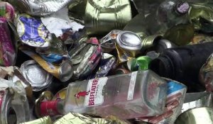 Onze tonnes de déchets ramenés de l'Everest